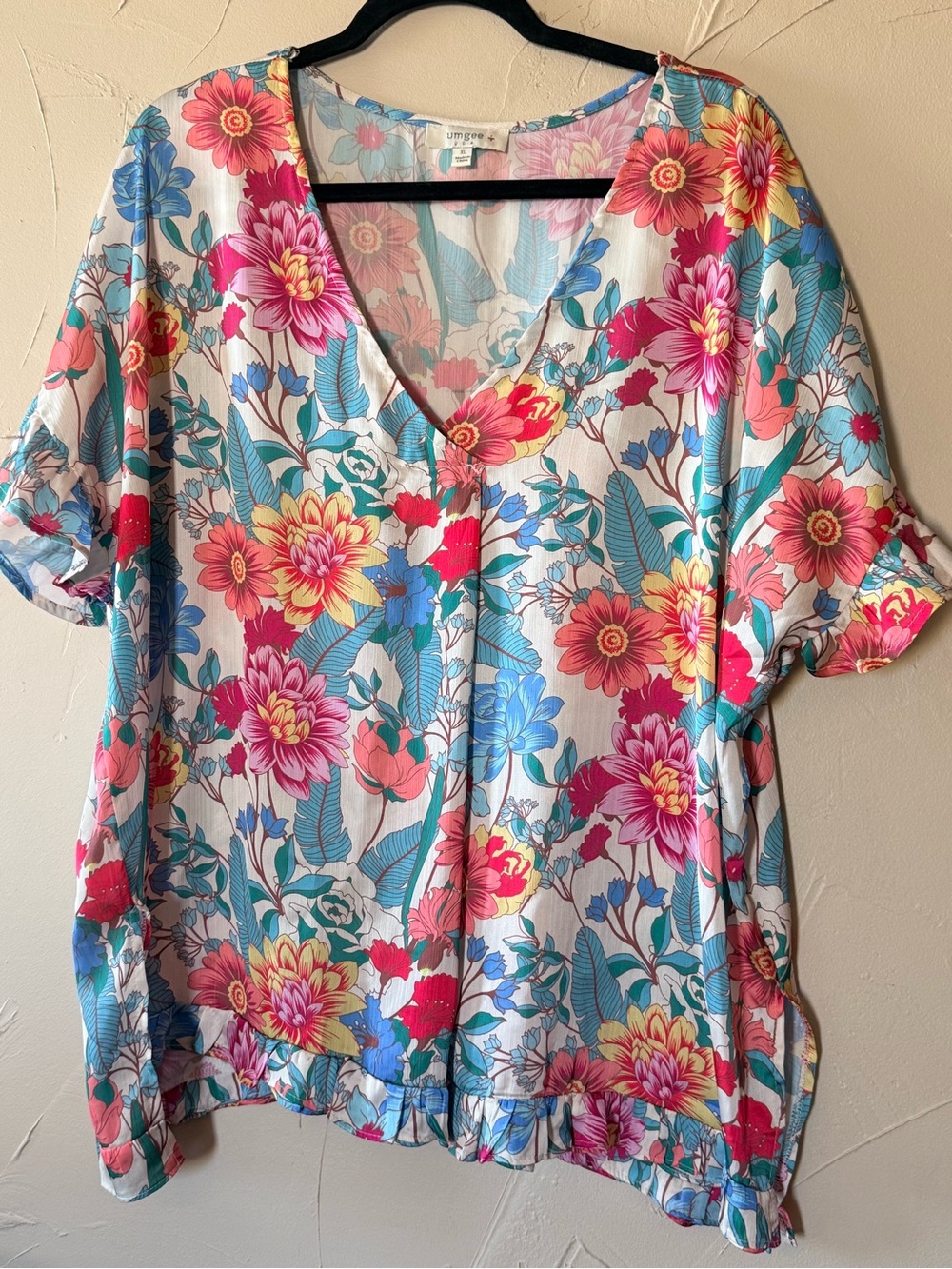 UMGEE Floral Tropical top Pink, Teal, Coral